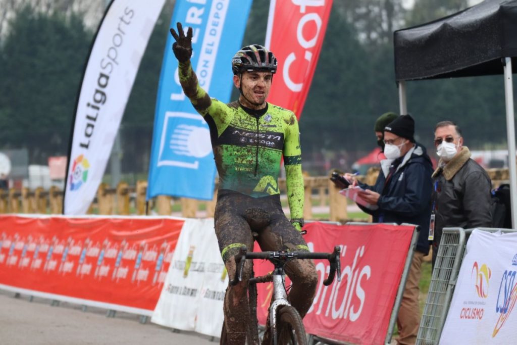 ivan-feijoo-campeonatos-españa-ciclocross-2021-torrelavega