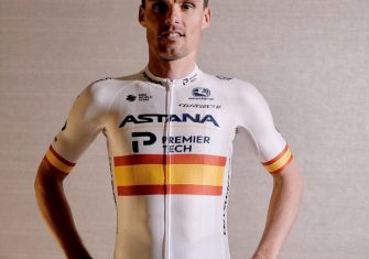 Astana-Premier Tech presenta el maillot de campeón de España de Luis Léon Sánchez (Vídeo)
