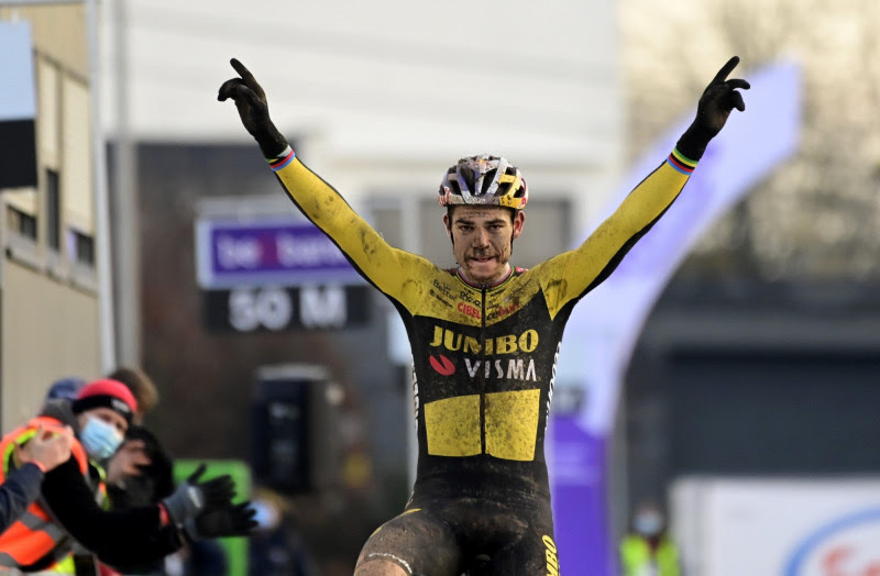 wout-van-aert-campeonato-belgica-ciclocross-2021