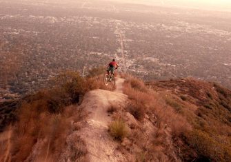 Canyon lanza la nueva Torque:ON y actualiza toda la gama E-MTB