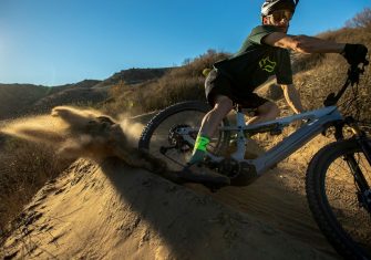 Canyon lanza la nueva Torque:ON y actualiza toda la gama E-MTB