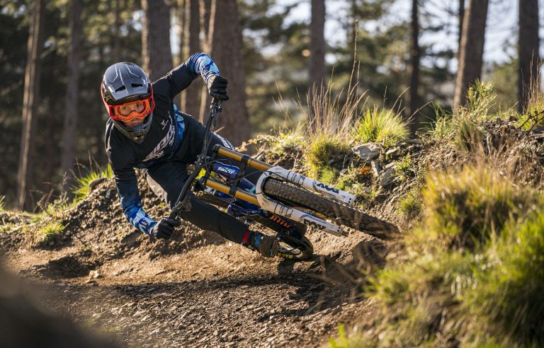 Giant Factory Off Road Team: Cinco disciplinas, siete bicicletas y 14 ciclistas