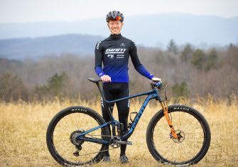 Giant Factory Off Road Team: Cinco disciplinas, siete bicicletas y 14 ciclistas