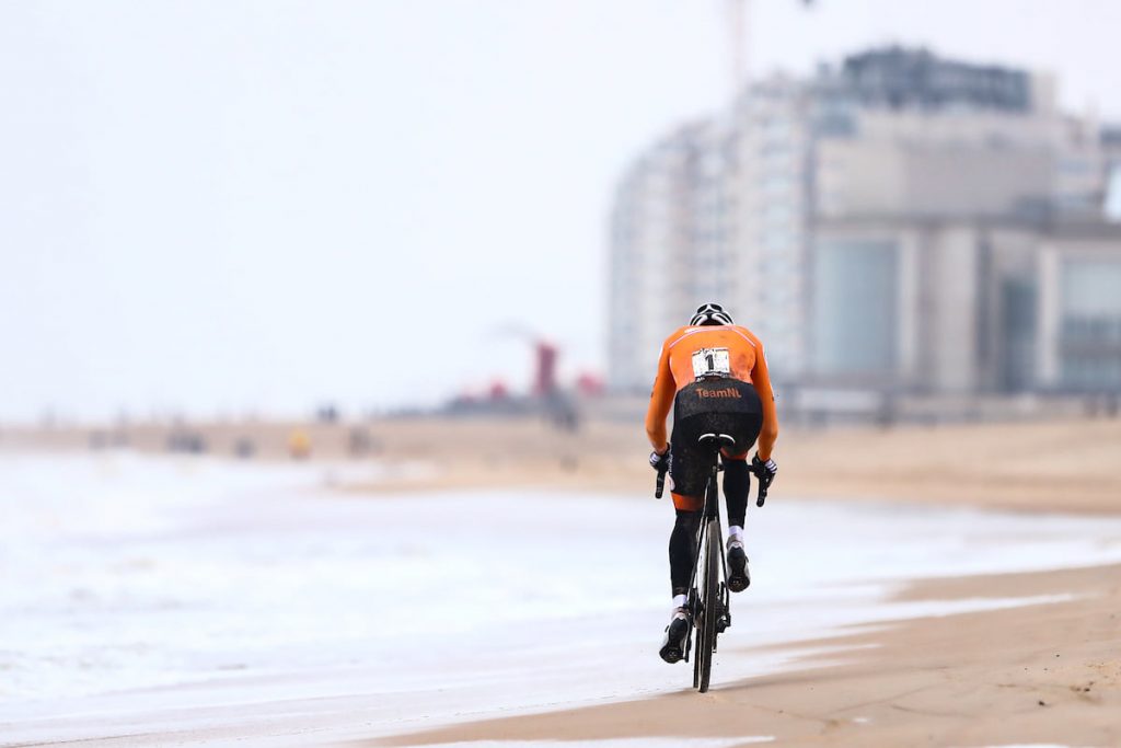 mathieu-van-der-poel-mundial-cx-ostende-2021-2