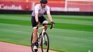 El fracaso del fútbol español y el ejemplo del ciclismo mundial: las cuentas deben cuadrar