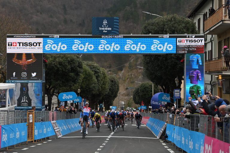Tirreno-Adriático: Mathieu van der Poel se exhibe (Vídeo)