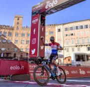 La mejor respuesta de Canyon y Van der Poel