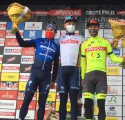 GP Monseré: Tim Merlier bate a Mark Cavendish (Vídeo)