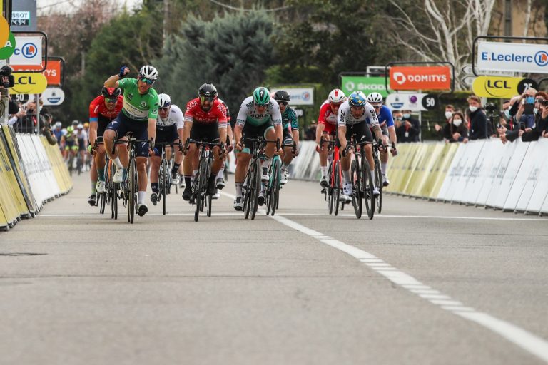 París-Niza: Sam Bennett, doblete (Vídeo)