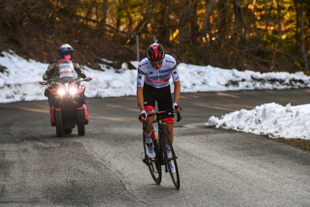 tadej-pogacar-uae-team-emiaretes-tirreno-adriatico-2021-etapa4