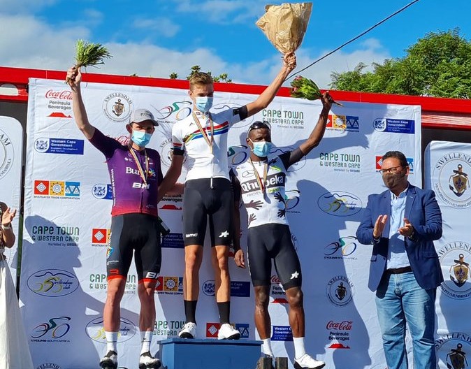 willie-smit-burgos-bh-campeonato-sudafrica-2021podio