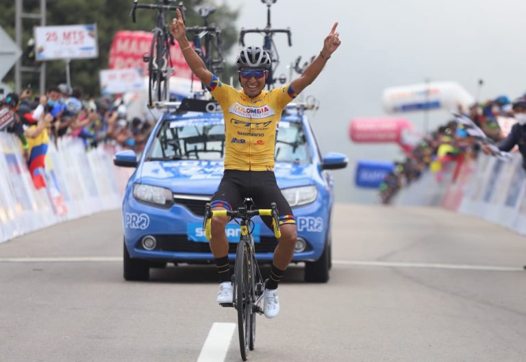 Vuelta a Colombia: Darwin Atapuma vence en el Alto del Vino