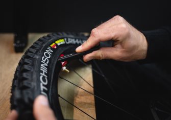 Hutchinson quita el miedo al tubeless con una nueva gama de accesorios