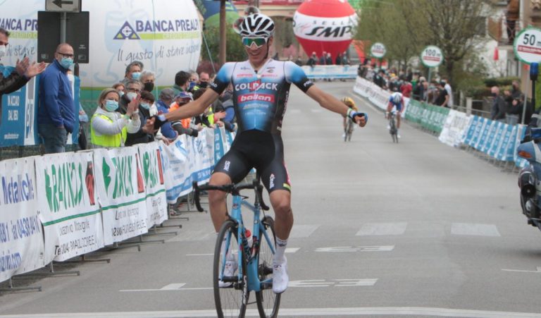 Juan Ayuso, doblete en el Giro del Belvedere