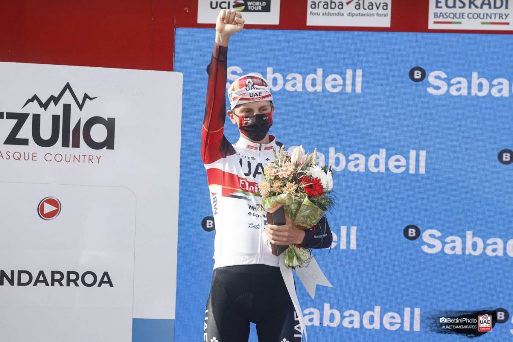 tadej-pogacar-uae-itzulia-2021-arrate