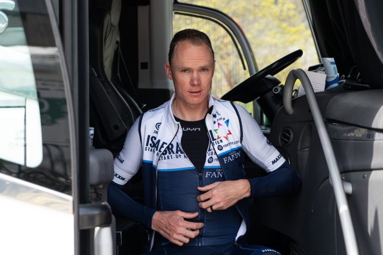 La ropa interior UYN llega al ciclismo con el Israel y Chris Froome