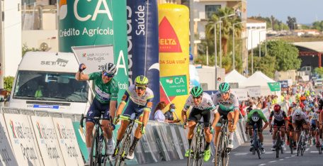 Volta ao Algarve: dos finales en alto y una contrarreloj individual (dorsales oficiales)