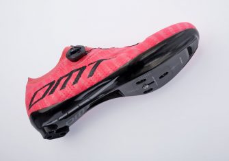 DMT presenta su exclusiva zapatilla del Giro de Italia