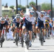 andre-greipel-israel-vuelta-andalucia-2021-etapa13-meta