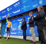 antonio-soto-euskaltel-euskadi-vuelta-murcia-2021-podio