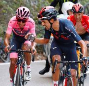 daniel-martinez-egan-bernal-ineos-giro-italia-2021-etapa-sega-di-ala