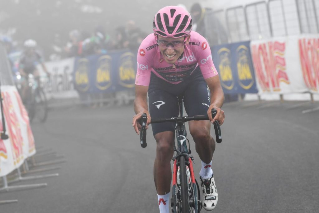 egan-bernal-ineos-giro-italia-2021-etapa14-zoncolan