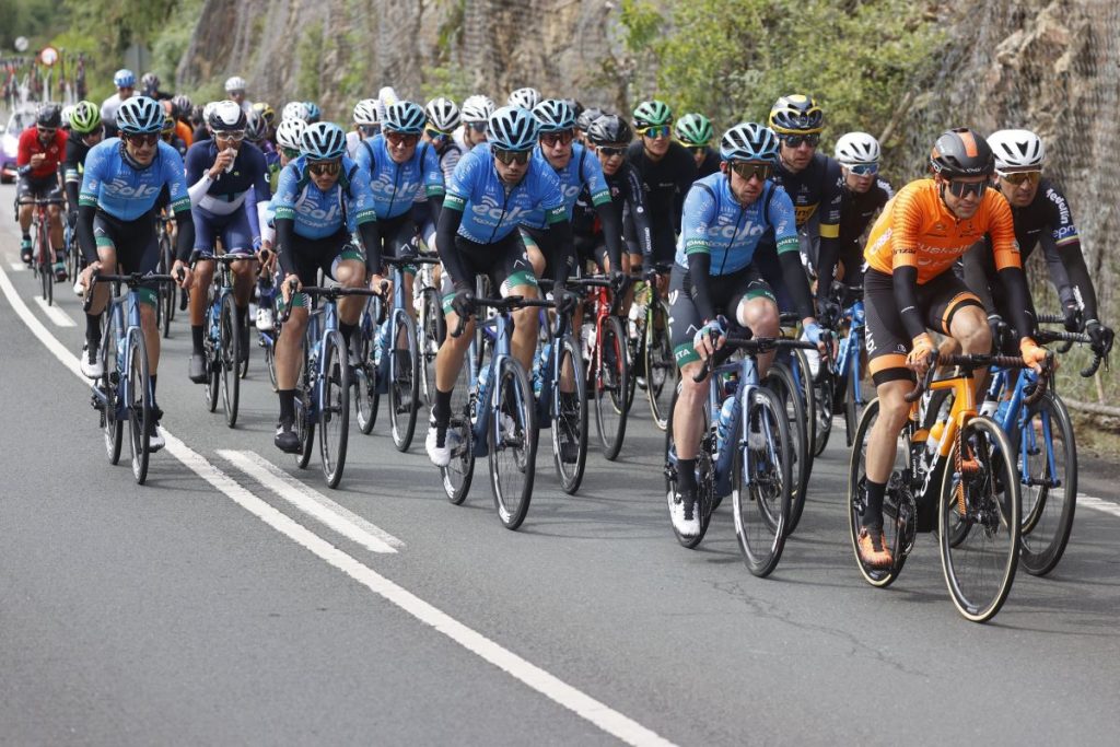 eolo-kometa-vuelta-asturias-2021