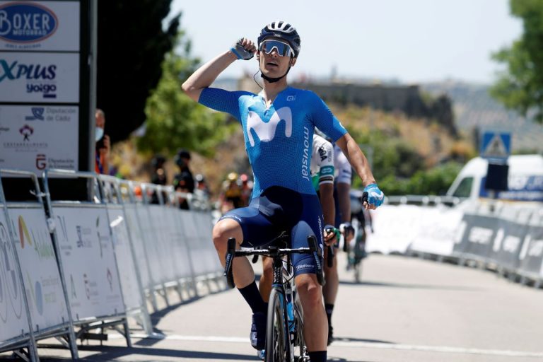 Vuelta Andalucía: Gonzalo Serrano, superior (Vídeo resumen)