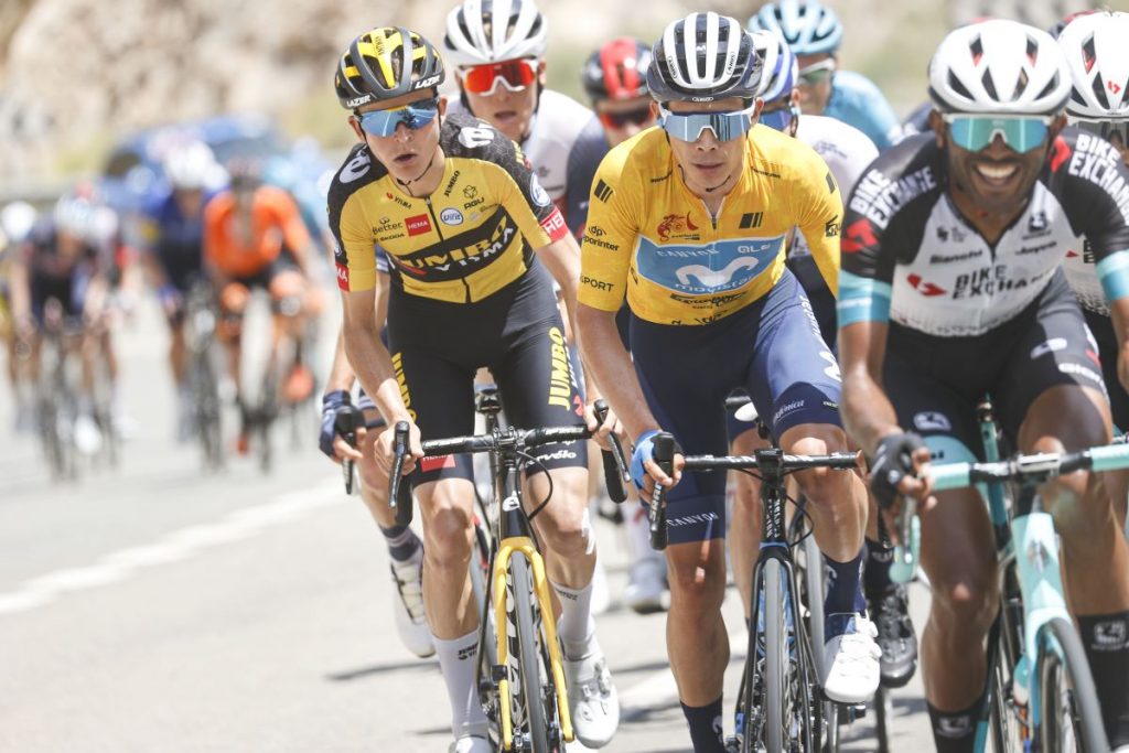 miguel-angel-lopez-movistar-team-vuelta-andalucia-2021-carrera