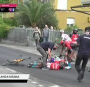 Giro Italia: Mikel Landa, caída y abandono (Vídeo)