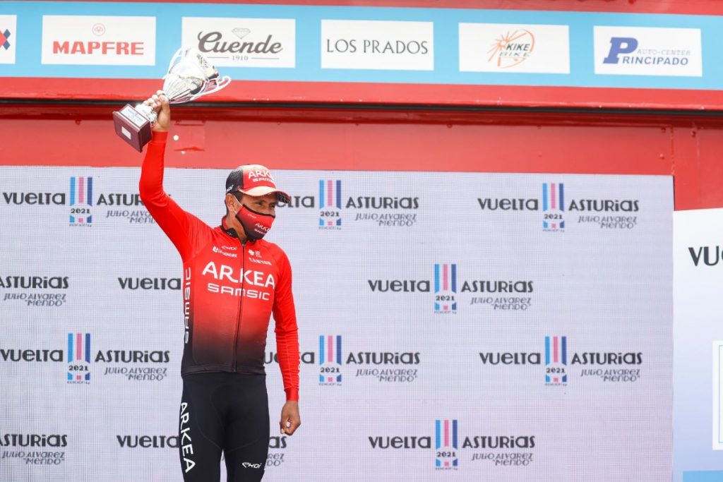 nairo-quintana-arkea-samsic-vuelta-asturias-2021-podio