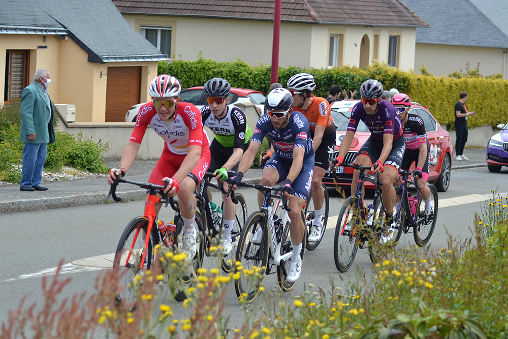 roger-adria-kern-pharma-boucles-mayenne-2021