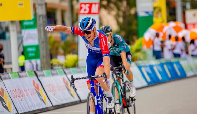 Tour Rwanda: Valentin Ferron bate a Rolland