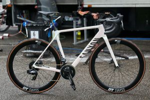 Canyon-Ultimate-CF-SLX-TDF-2021-0049