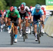 alex-aranburu-astana-sonny-colbrelli-criterium-dauphine-2021-etapa3