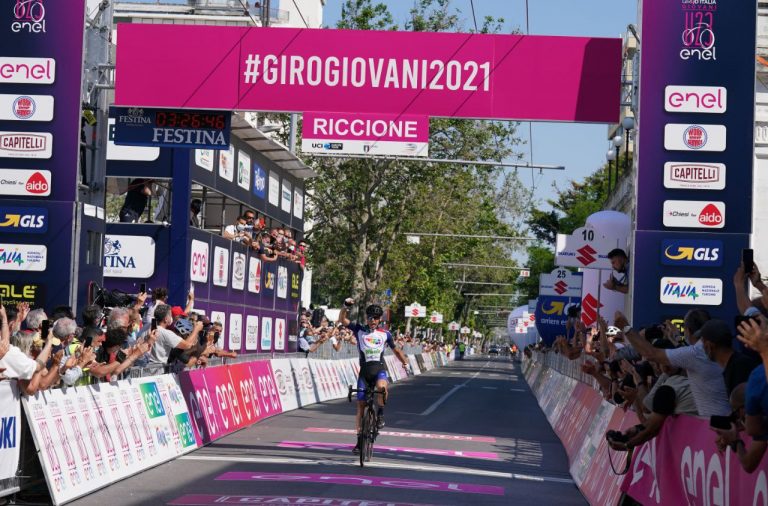 Giro Italia sub23: Andrea Cantoni gana en Riccione