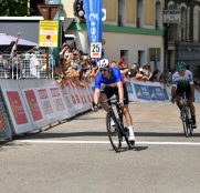 arnaud-demare-orluis-aular-route-occitanie-2021-etapa2
