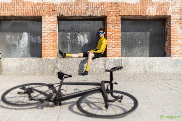 Bioracer Epic: Un paso más para vestirnos como un pro (Test)