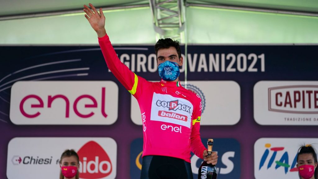 juan-ayuso-team-colpack-giro-sub23-2021-podio