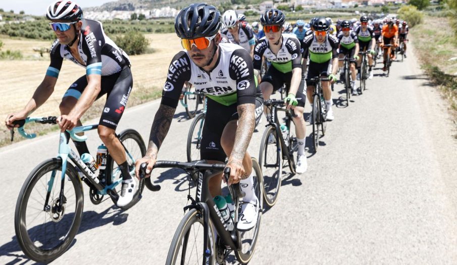 kern-pharma-2021-equipo-peloton