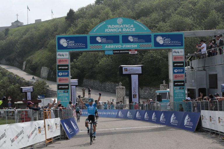 Adriatica Ionica Race: Lorenzo Fortunato vence en Cima Grappa