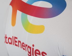 TotalEnergies provoca un gran debate ético y empresarial en Francia
