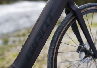 Giant Revolt E+, con motor Shimano: Más aventura (Vídeo)