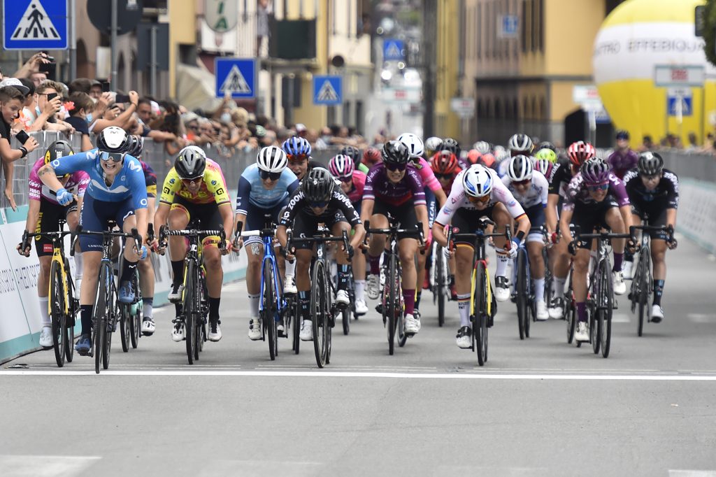 emma-norsgaard-movistar-team-giro-italia-femenino-2021-etapa-6