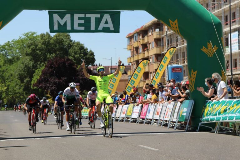 miguel-angel-fernandez-rias-baixas-trofeo-ayuntamiento-zamora-2021
