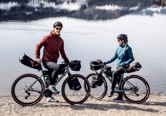 El ‘bikepacking’ perfecto con Ortlieb: Las bolsas esenciales para tu aventura