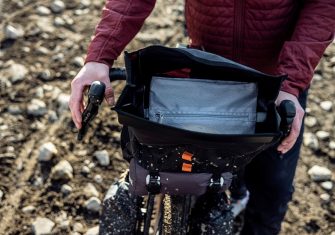 El ‘bikepacking’ perfecto con Ortlieb: Las bolsas esenciales para tu aventura