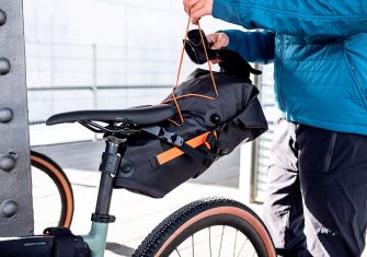 El ‘bikepacking’ perfecto con Ortlieb: Las bolsas esenciales para tu aventura