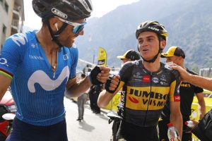 sepp-kuss-alejandro-valverde-tour-francia-2021-andorra