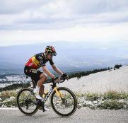 wout-van-aert-jumbo-visma-tour-francia-2021-etapa11-mont-ventoux